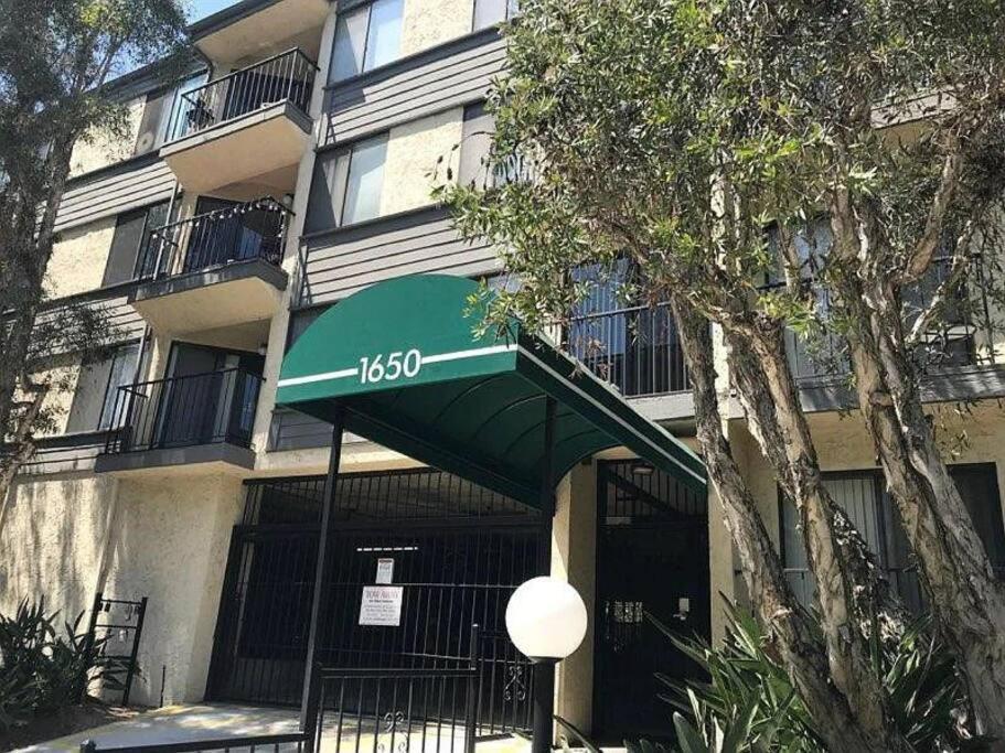 Chic Condo Steps From Petco Park San Diego Zewnętrze zdjęcie