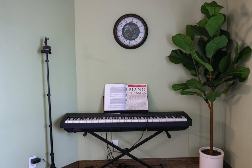 Chic Condo Steps From Petco Park San Diego Zewnętrze zdjęcie