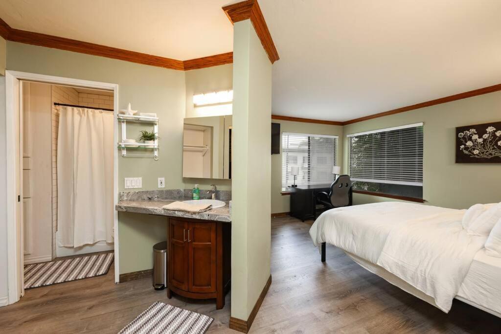 Chic Condo Steps From Petco Park San Diego Zewnętrze zdjęcie
