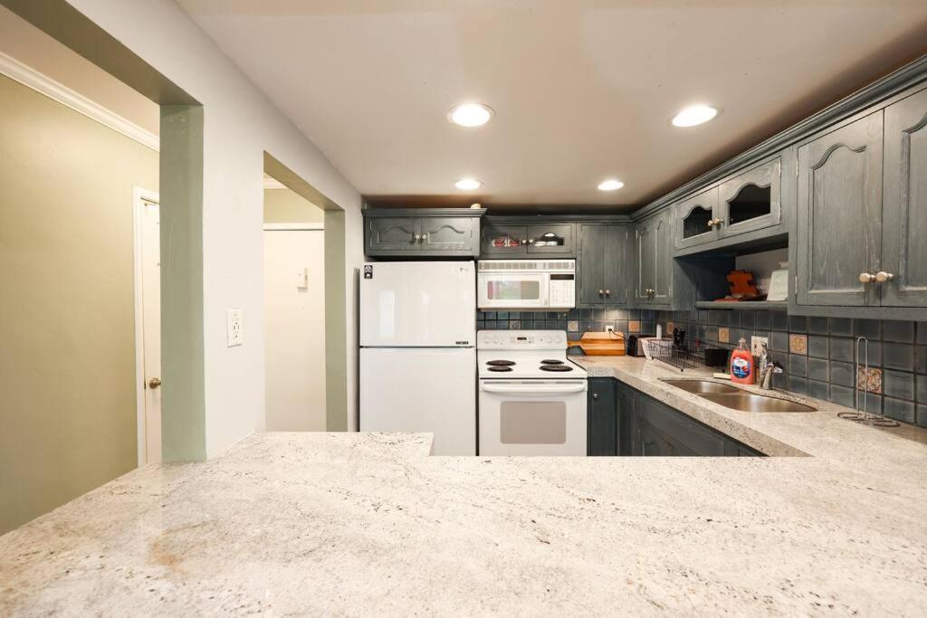 Chic Condo Steps From Petco Park San Diego Zewnętrze zdjęcie
