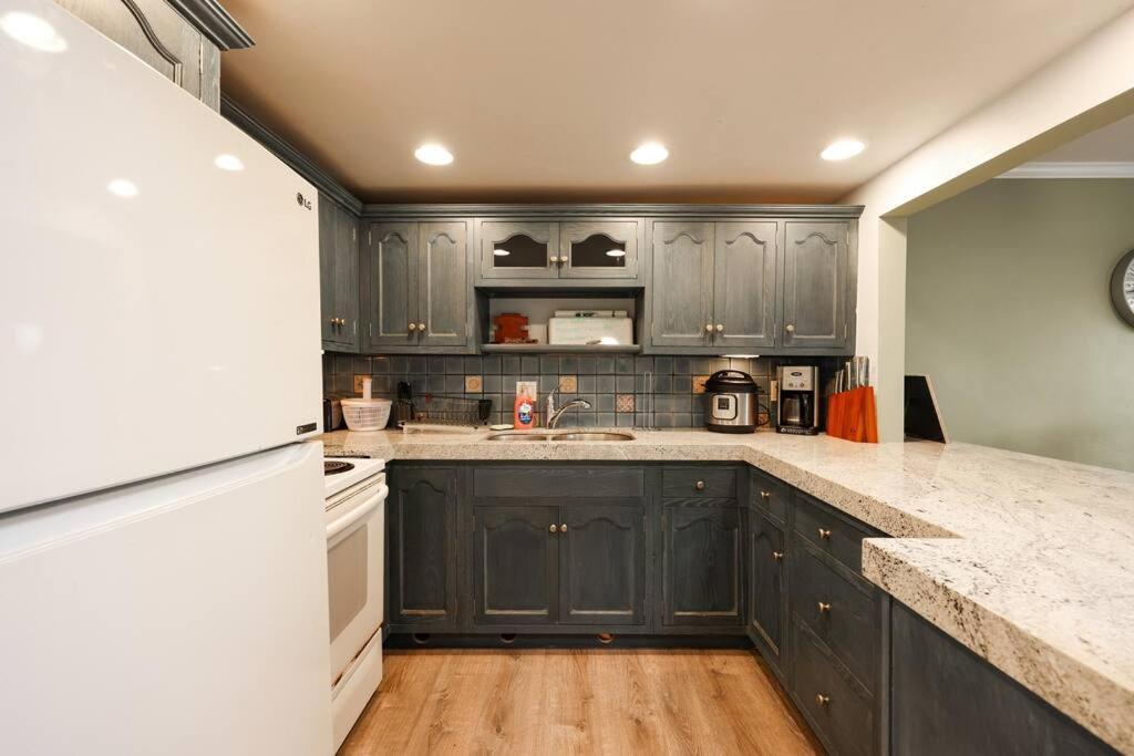 Chic Condo Steps From Petco Park San Diego Zewnętrze zdjęcie